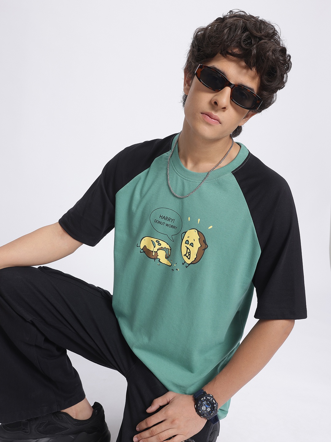 

glitchez Conversational Echo Printed Oversized T-shirt, Green