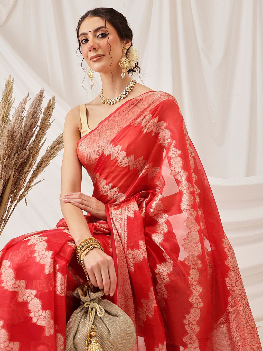 

DIVASTRI Leheriya Zari Organza Banarasi Saree, Red