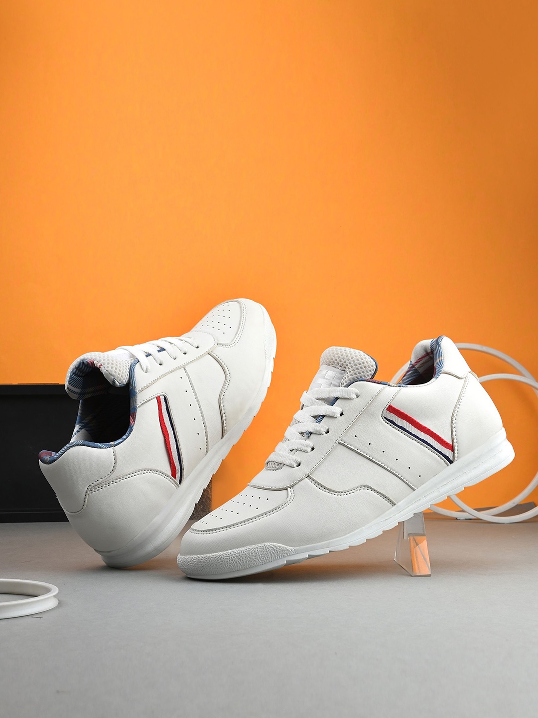 

Eego Italy Men Sneakers, White