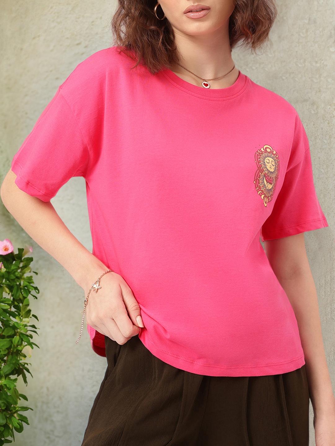 

DressBerry Dollface Chic Printed Relaxed T-Shirt, Pink