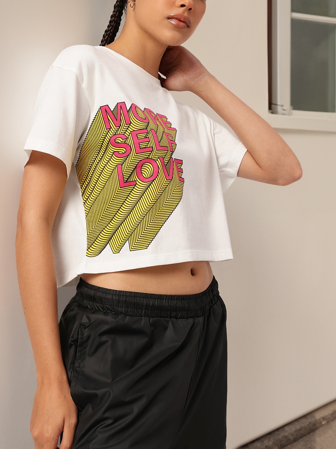 

DressBerry Kaleido-Kick Printed Crop Boxy T-shirt, White