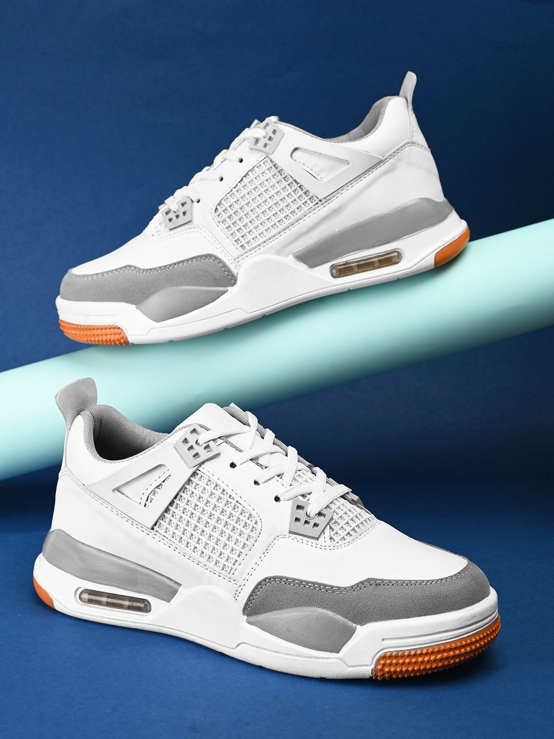 

Fashion Victim Men Colourblocked Sneakers, Grey