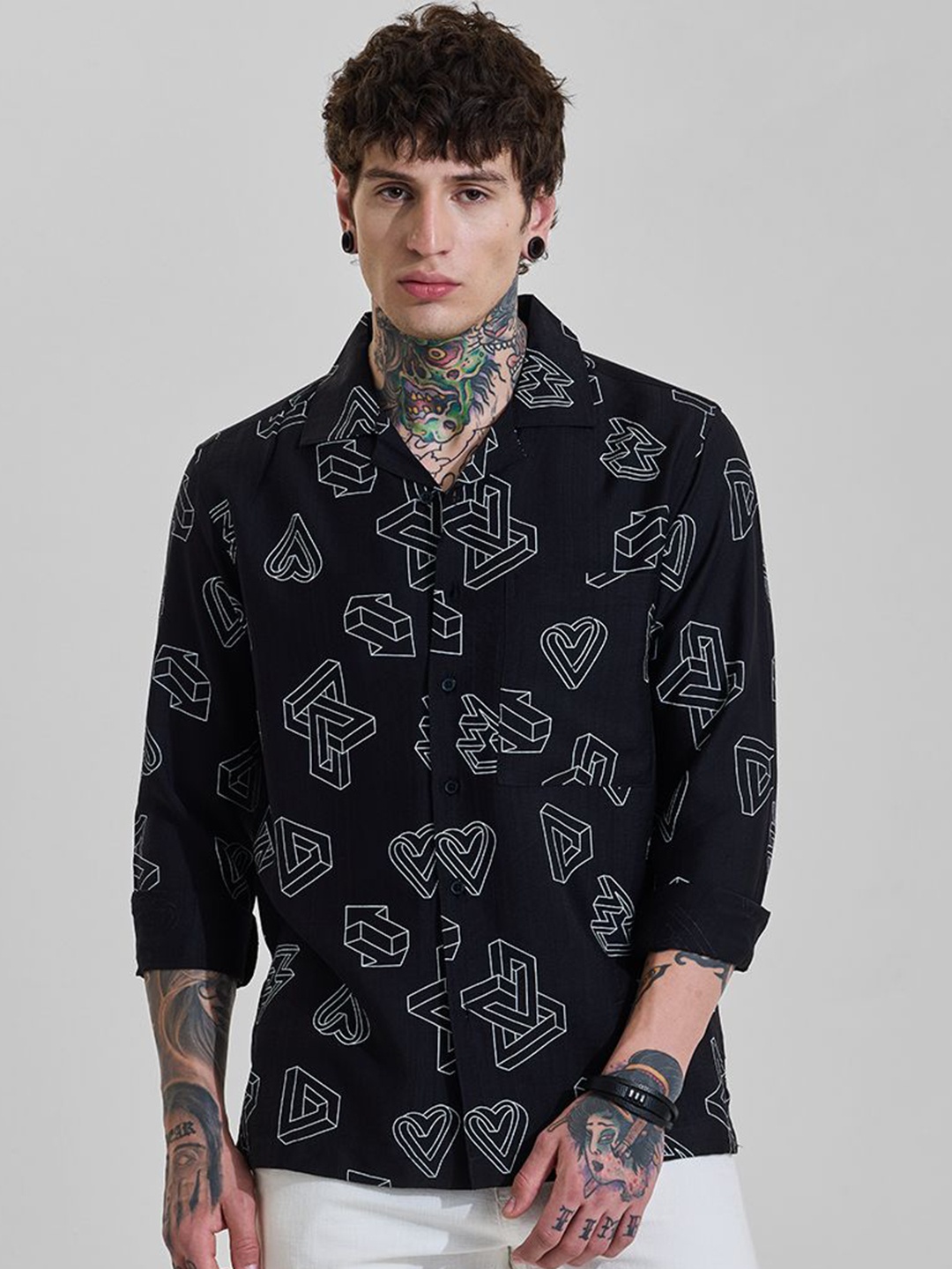 

Snitch Men Opaque Printed Casual Shirt, Black