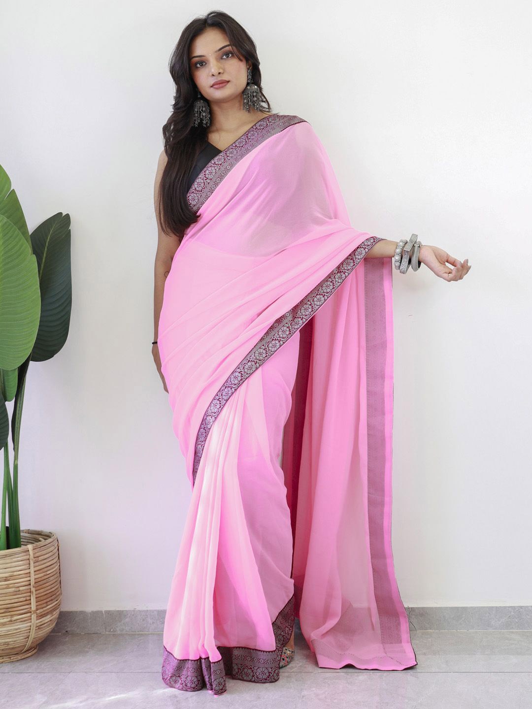 

Mitera Zari Poly Georgette Ready to Wear Saree, Pink