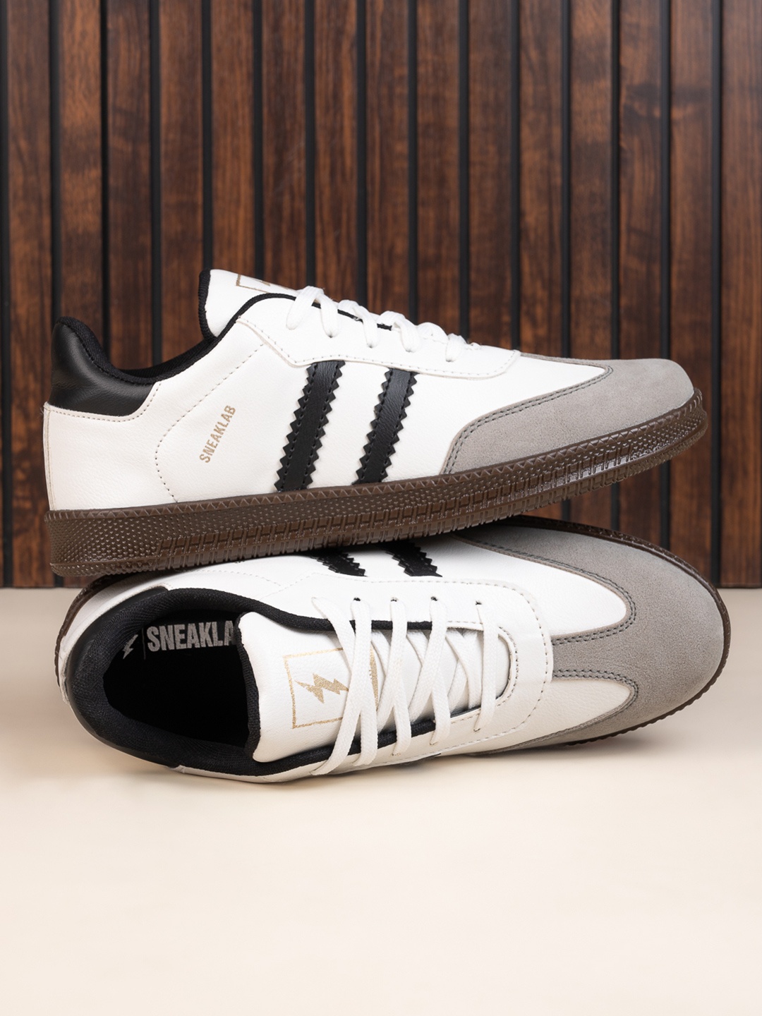 

SNEAKLAB Men Sneakers, White