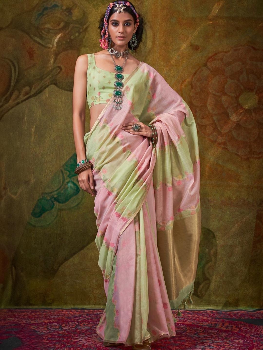 

DEVATITHI Pink & Yellow Spun Rangkaat Handloom Weaving Saree, Green