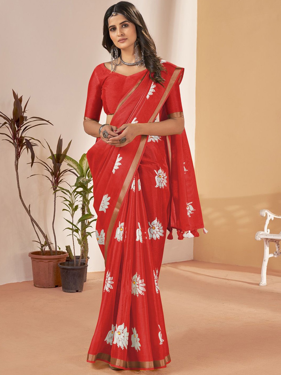 

Anouk Rustic Floral Zari Jute Cotton Bagh Saree, Red