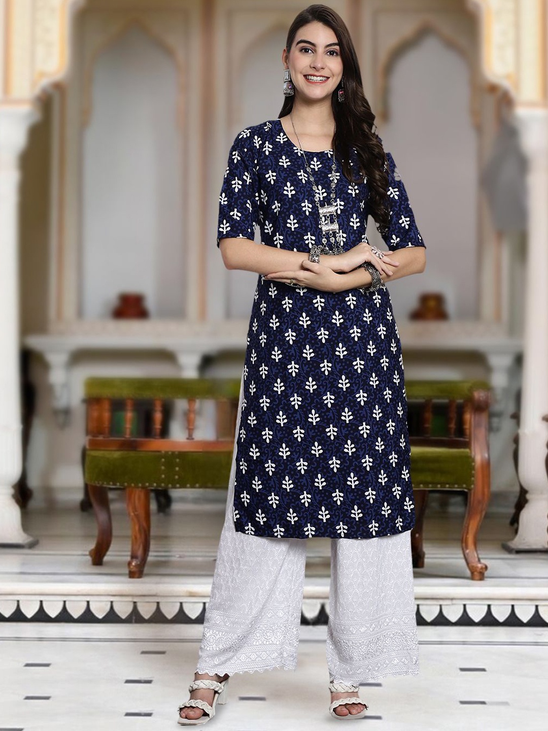 

Moda Rapido Floral Printed Round Neck Straight Kurta, Navy blue