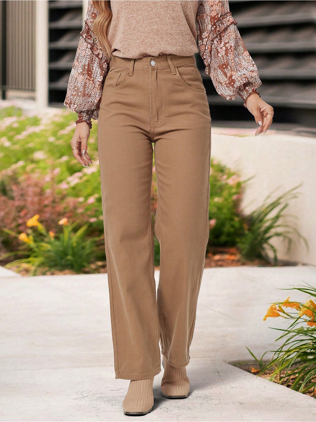 

HIGH BUY Women Straight Fit High-Rise Jeans, Camel brown