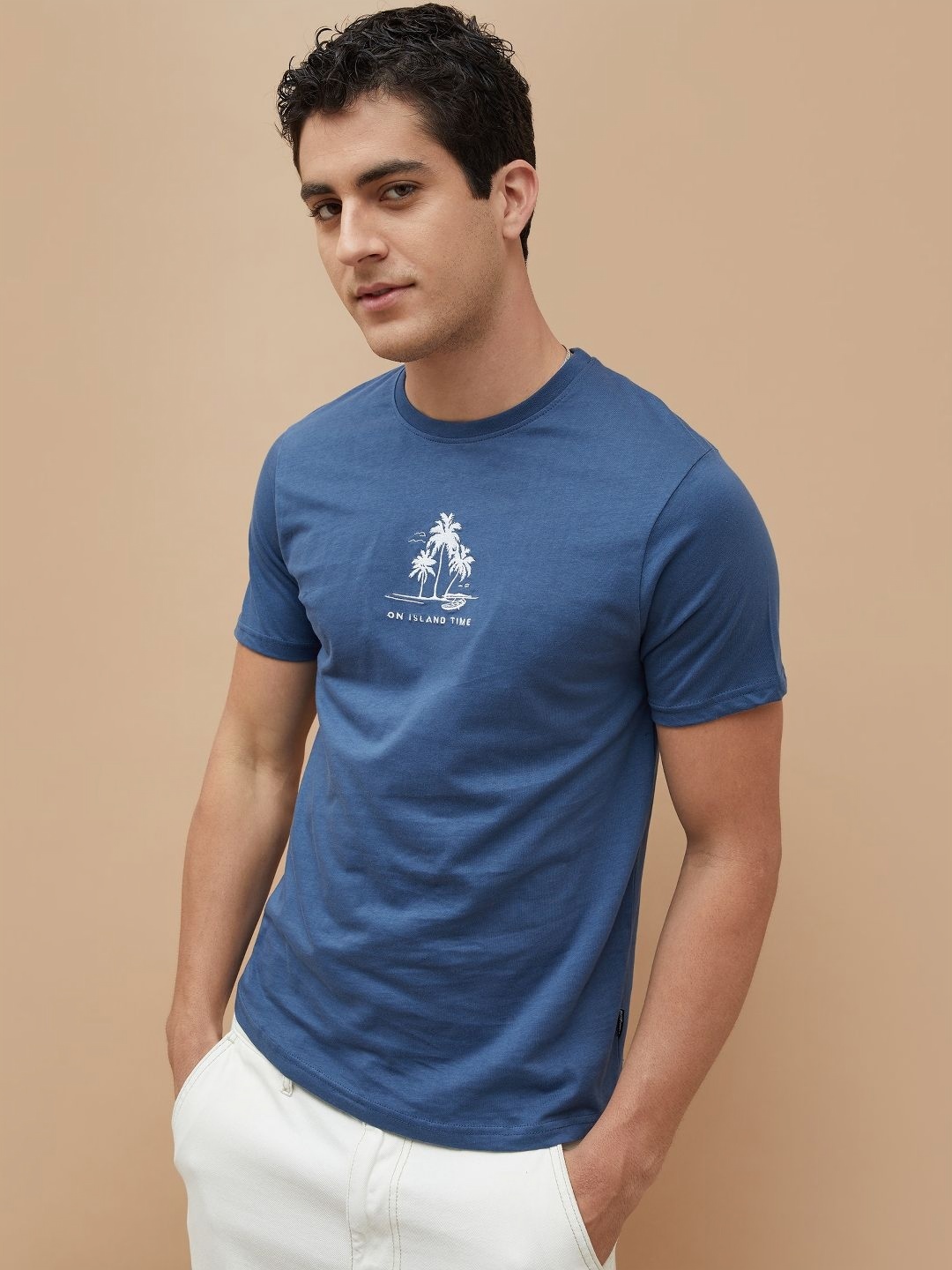 

Fame Forever by Lifestyle Men Floral Printed Pockets T-shirt, Blue