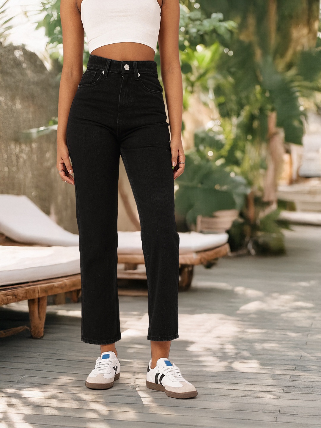 

DressBerry Women Street Classic High Rise Straight Fit Jeans, Black