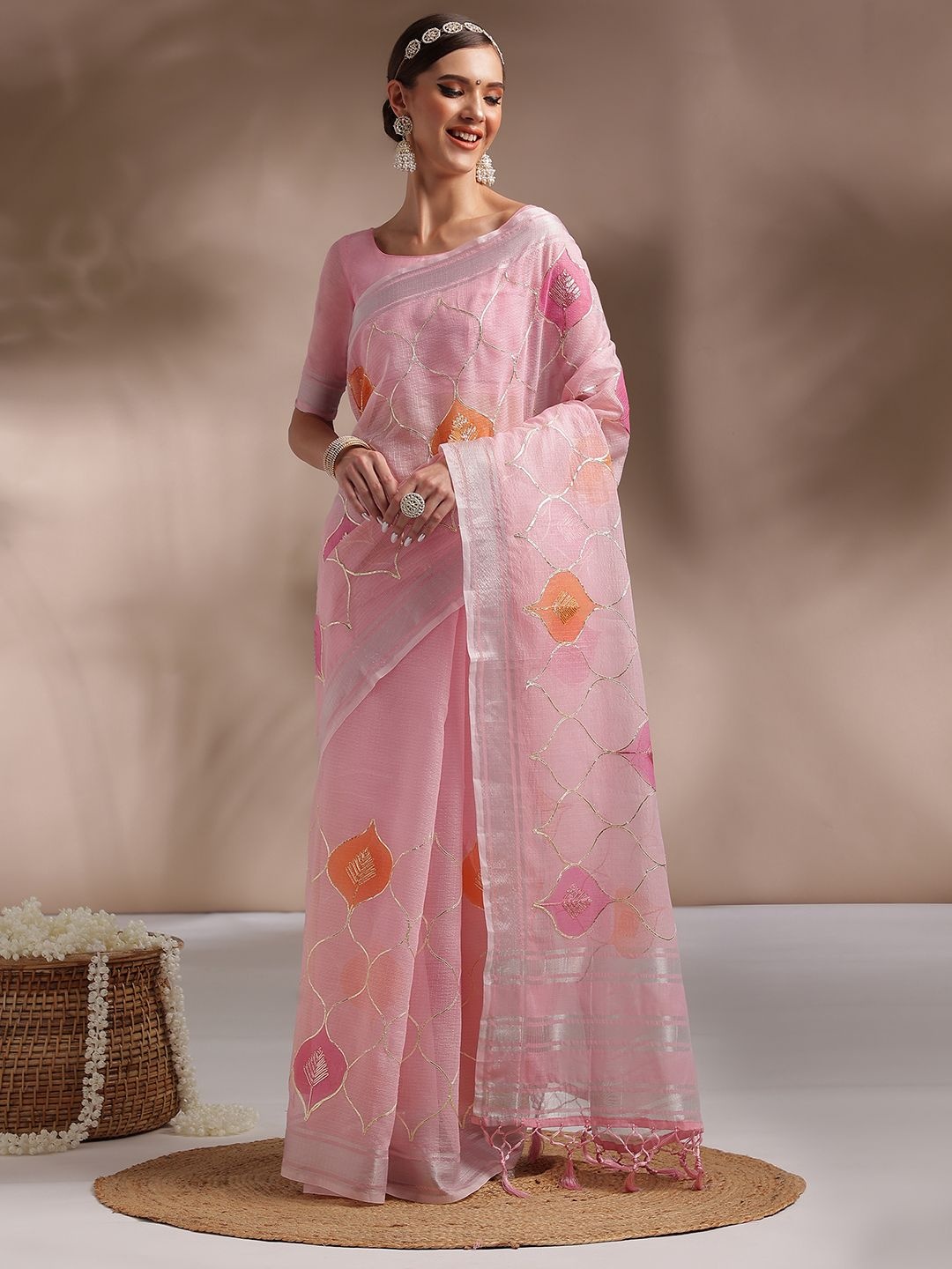 

Mitera Floral Gotta Patti Art Silk Saree, Pink