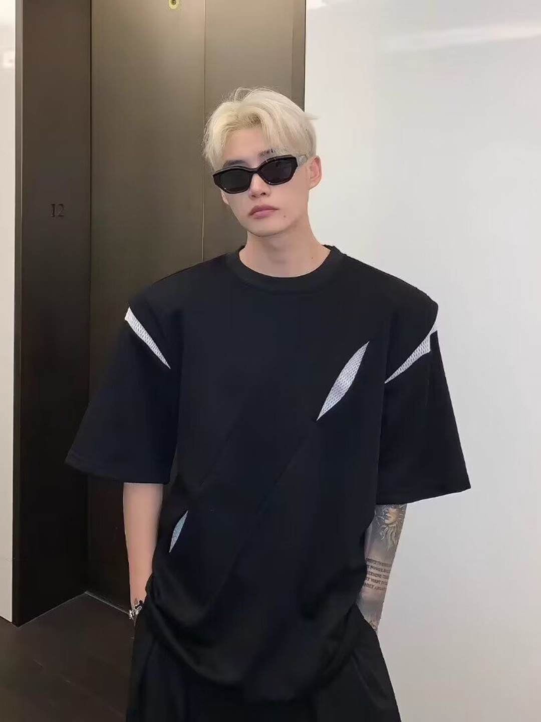 

StyleCast Men T-shirt, Black