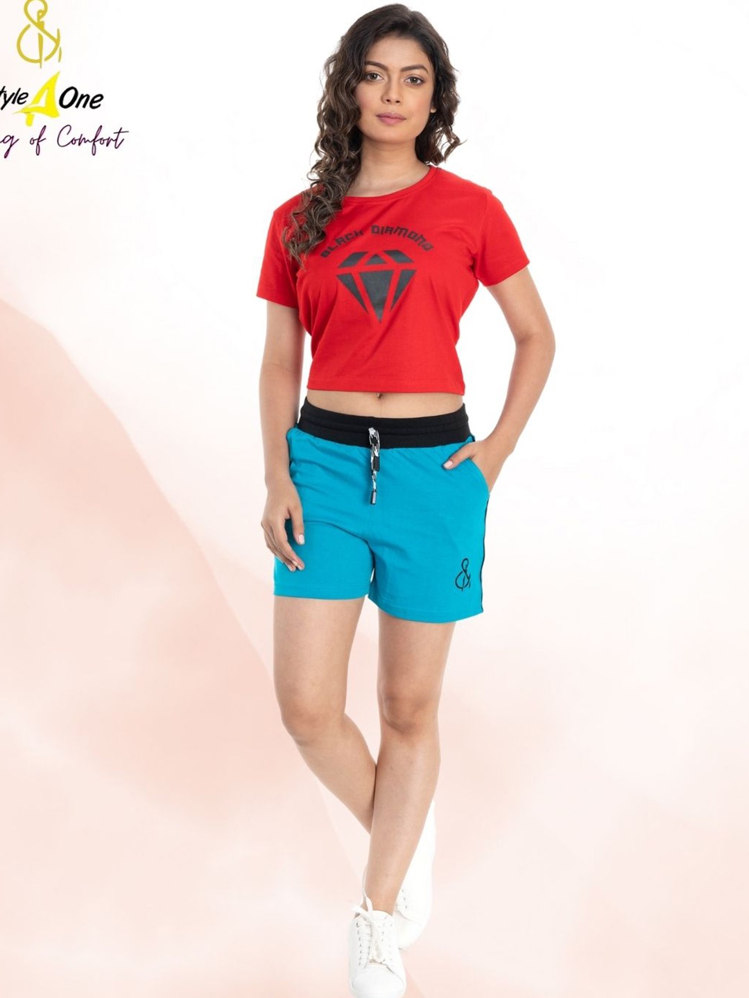 

StyleAOne Printed Round Neck Pure Cotton T-Shirt With Shorts, Red