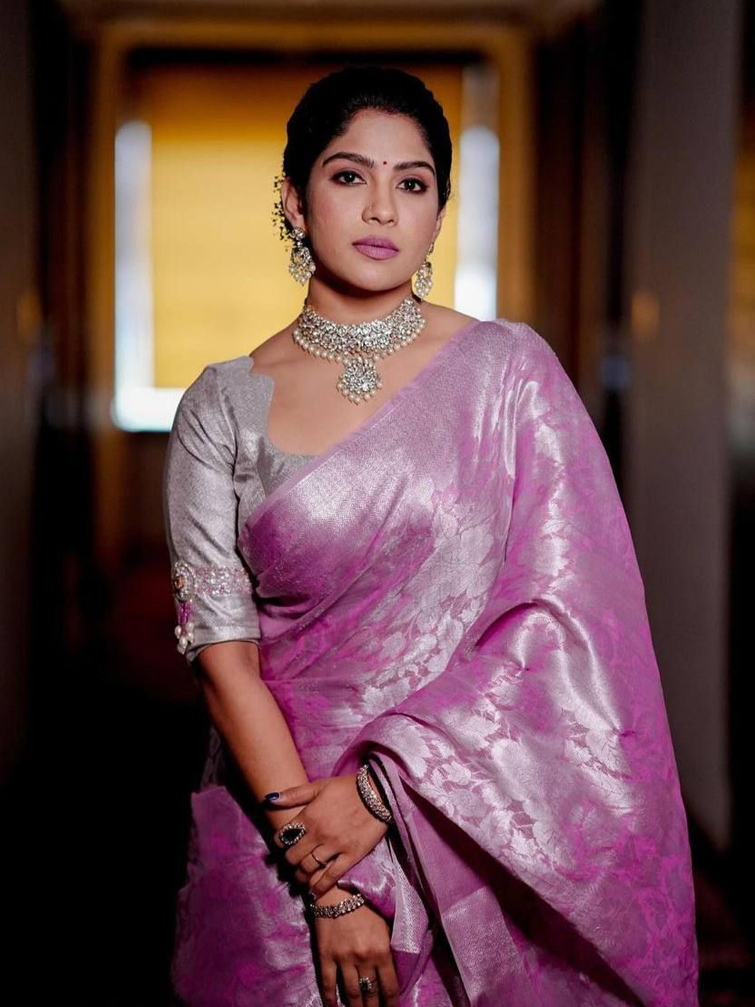 

VILLE FASHION Woven Design Zari Art Silk Kanjeevaram Saree, Pink