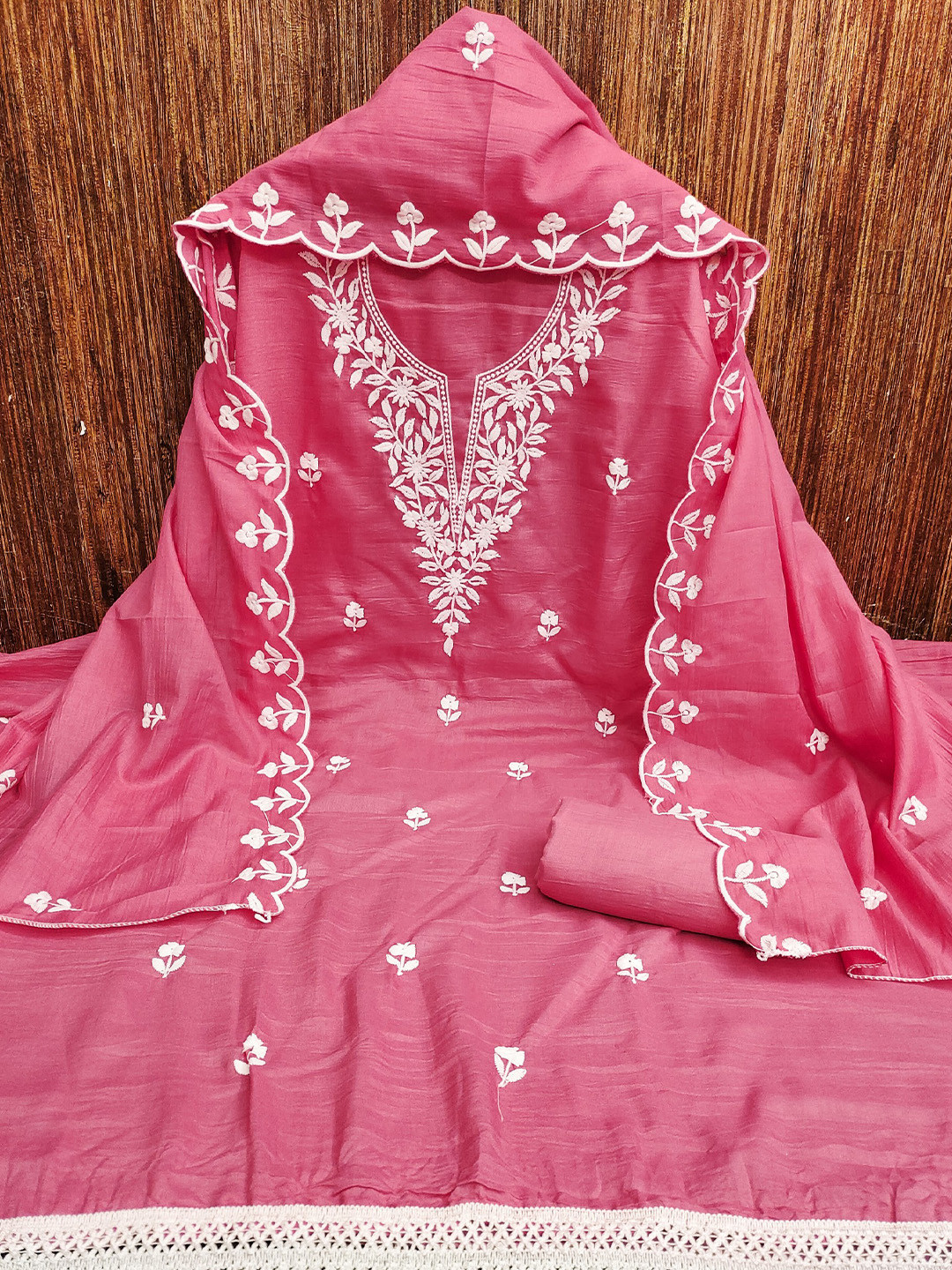 

Rangtulika Floral Embroidered Thread work Unstitched Dress Material, Pink