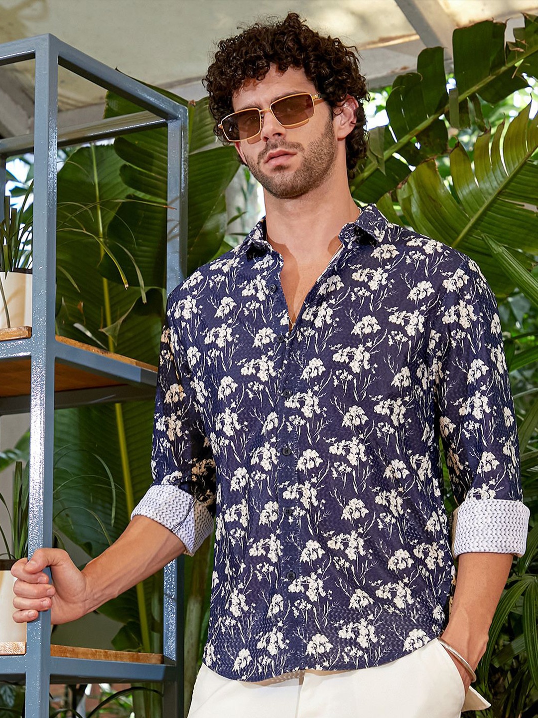 

Campus Sutra Men Comfort Opaque Printed Casual Shirt, Blue