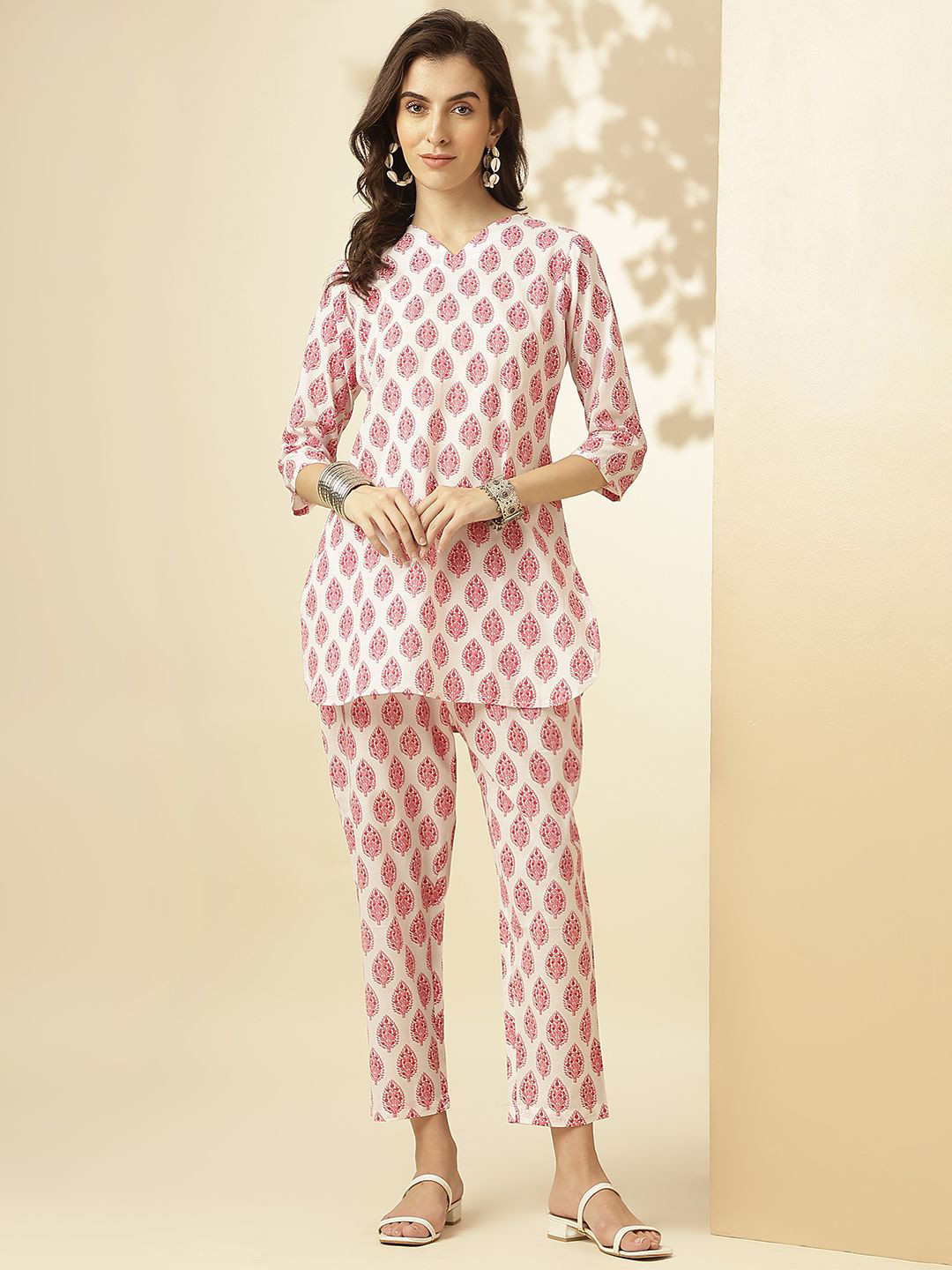 

HRITIKA Printed V-Neck Pure Cotton Tunic With Trouser, Cream
