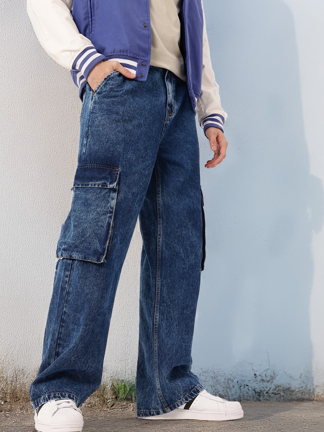 

Kook N Keech Men Urban Deep Fade Relaxed Fit Cargo Jeans, Blue