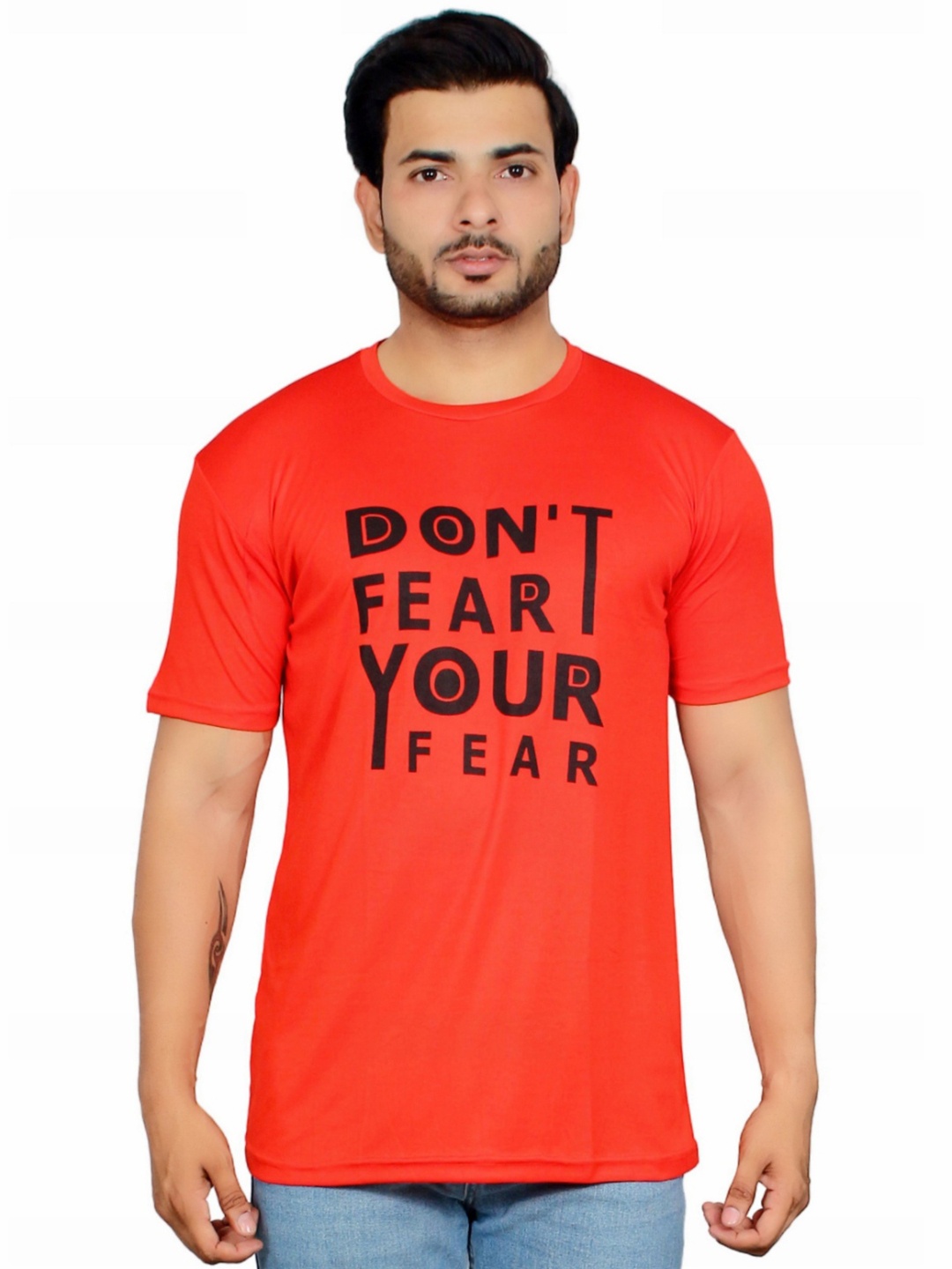 

Deefab Men Typography T-shirt, Red