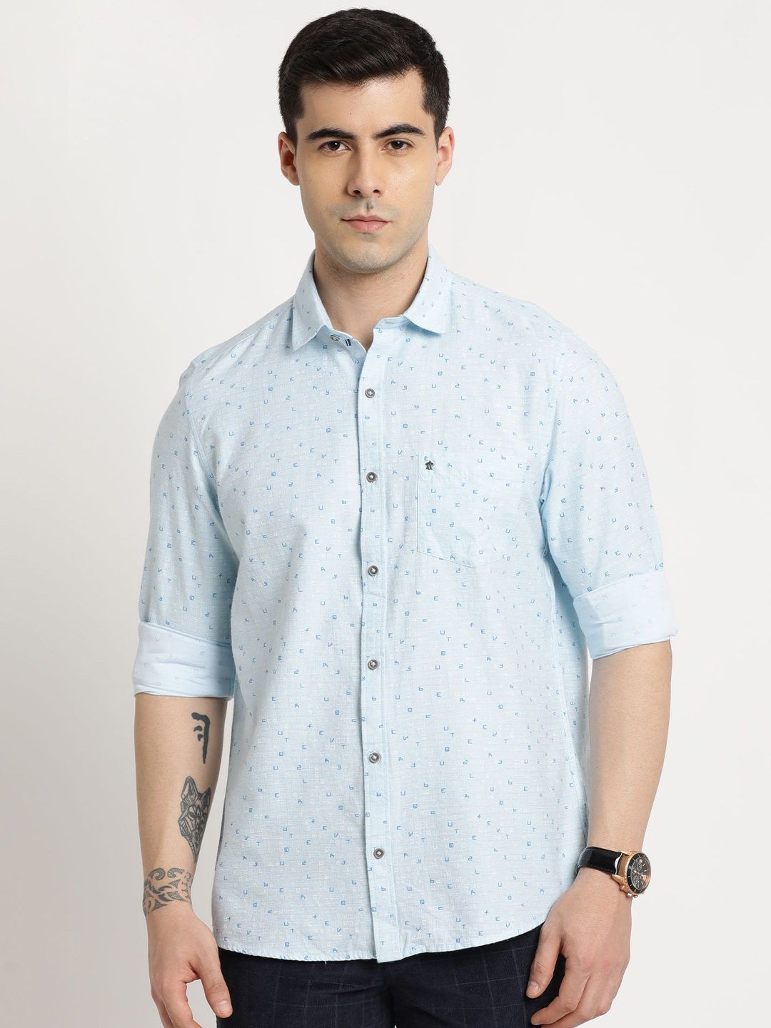 

Turtle Men Relaxed Slim Fit Opaque Printed Casual Shirt, Blue