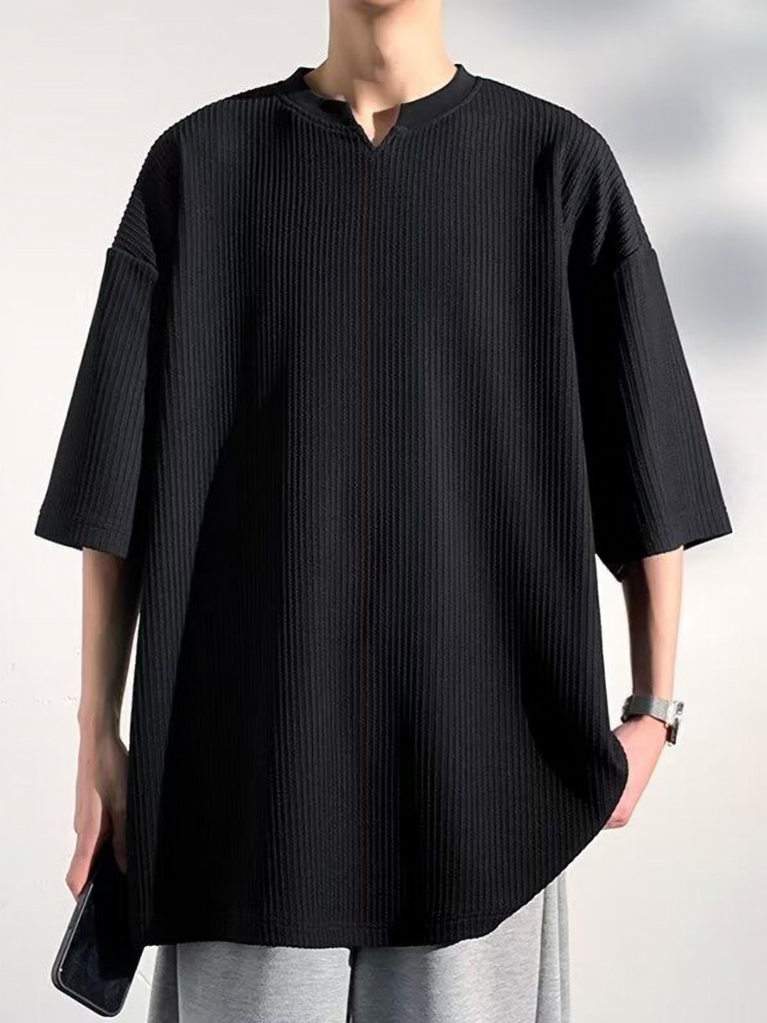 

StyleCast Men V-Neck Drop-Shoulder Sleeves T-shirt, Black