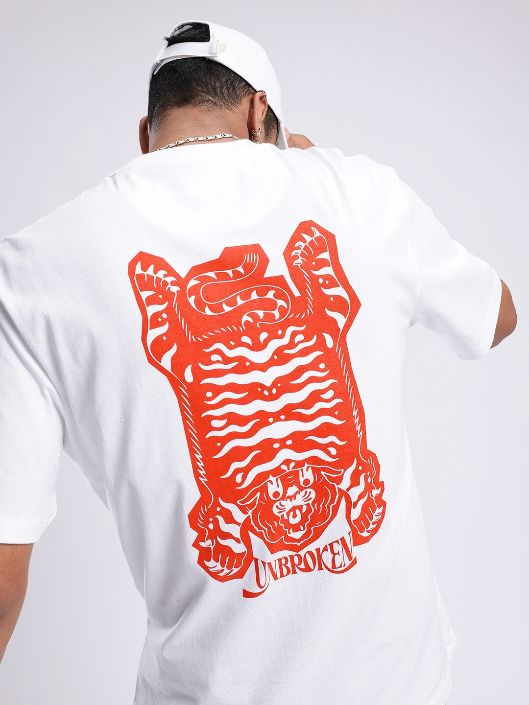 

glitchez Urban Dope Printed Oversized T-shirt, White