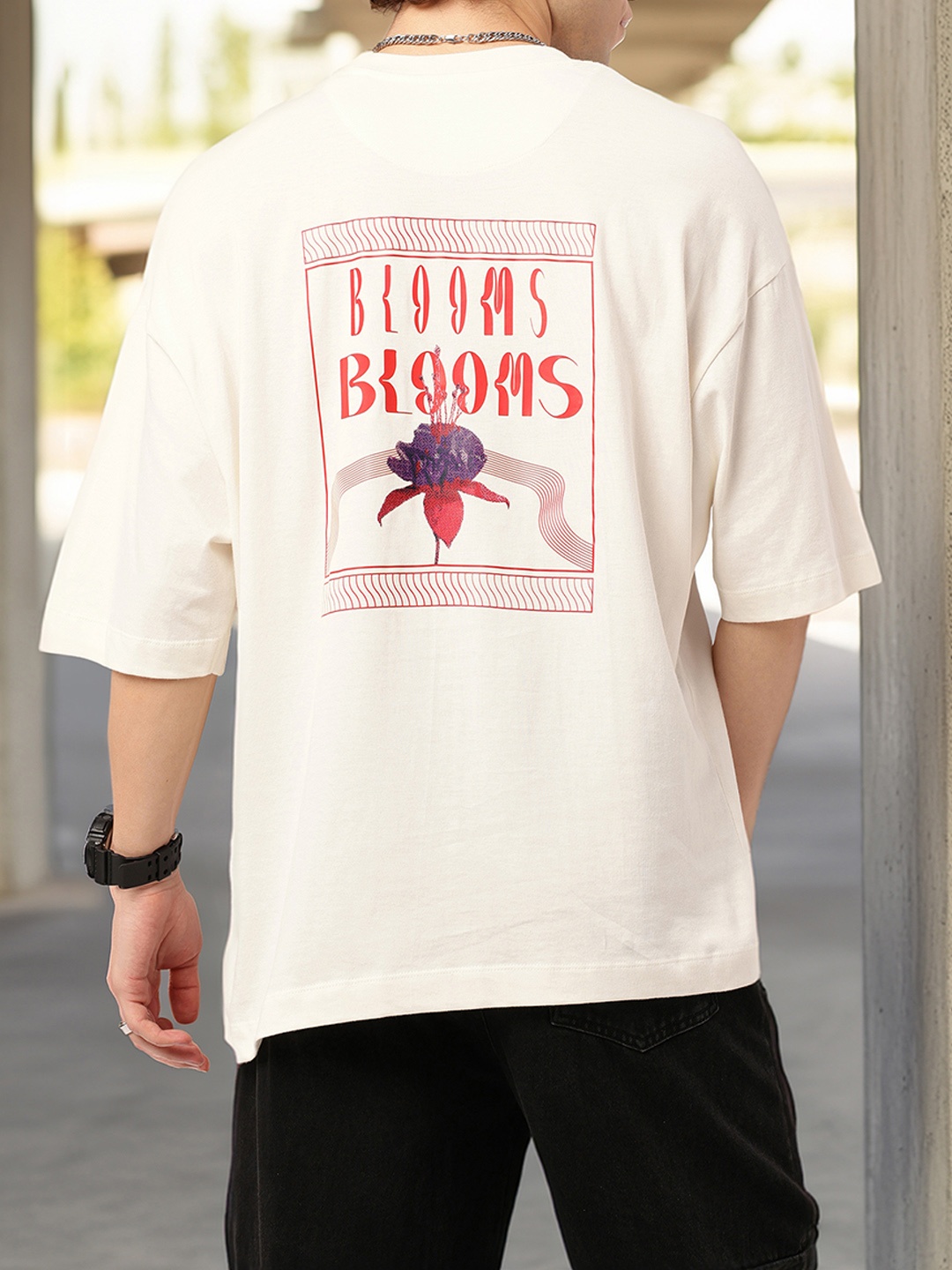 

Kook N Keech Edgy Street Blooms Graphic Printed Oversized T-shirt, Off white