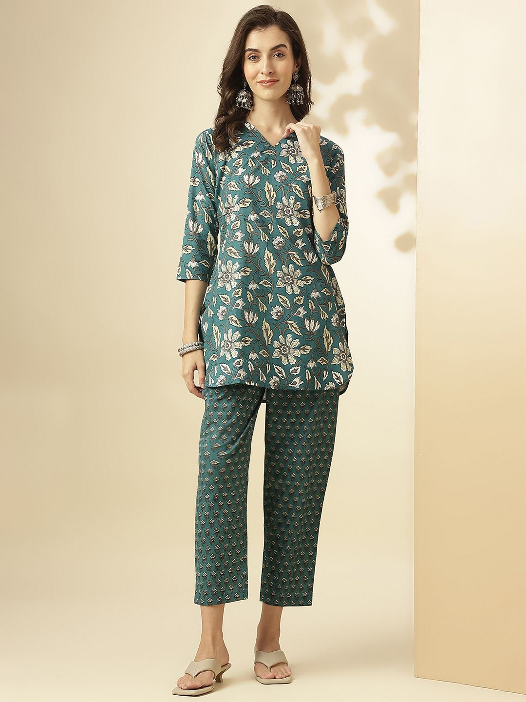 

HRITIKA Printed V-Neck Pure Cotton Tunic With Trouser, Teal