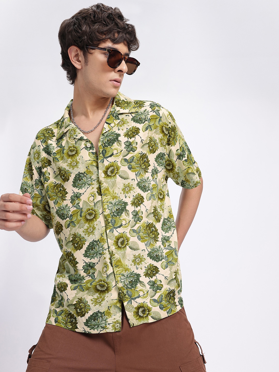 

glitchez Floral Fantasy Printed Relaxed Shirt, Green