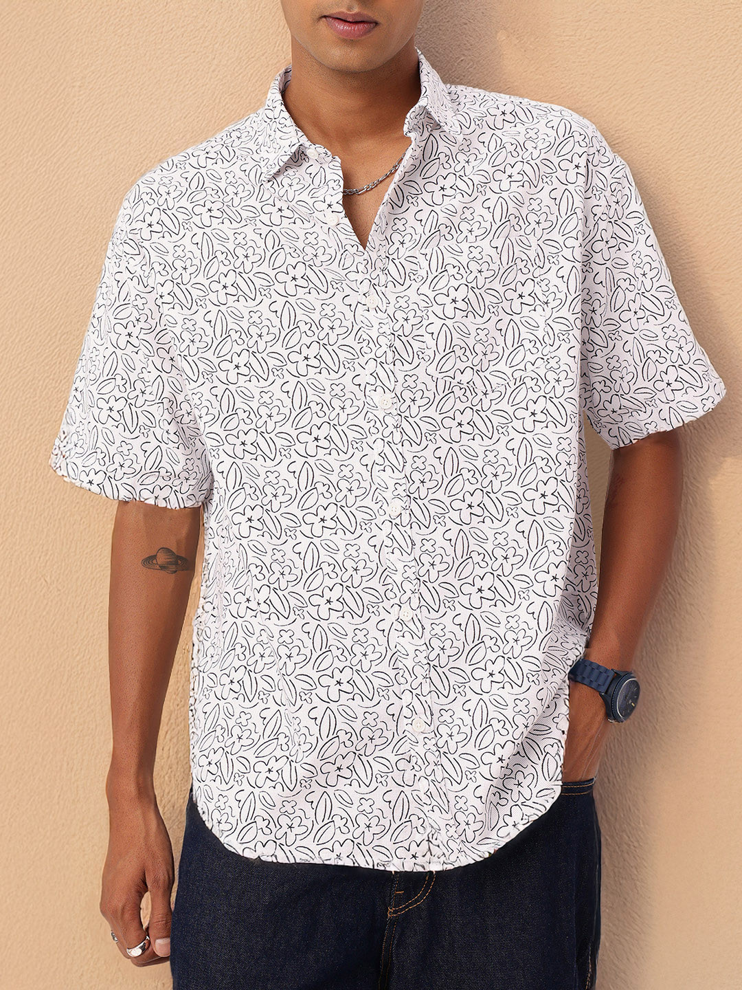 

WROGN Urban Monochrome Floral Printed Relaxed Shirt, Black