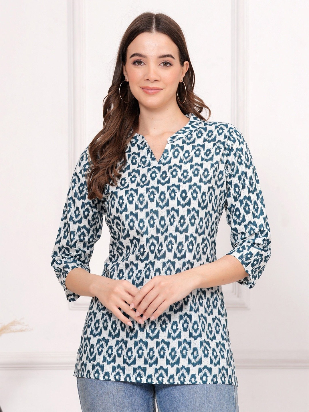 

UT Venero Floral Print Mandarin Collar Cotton Top, Blue