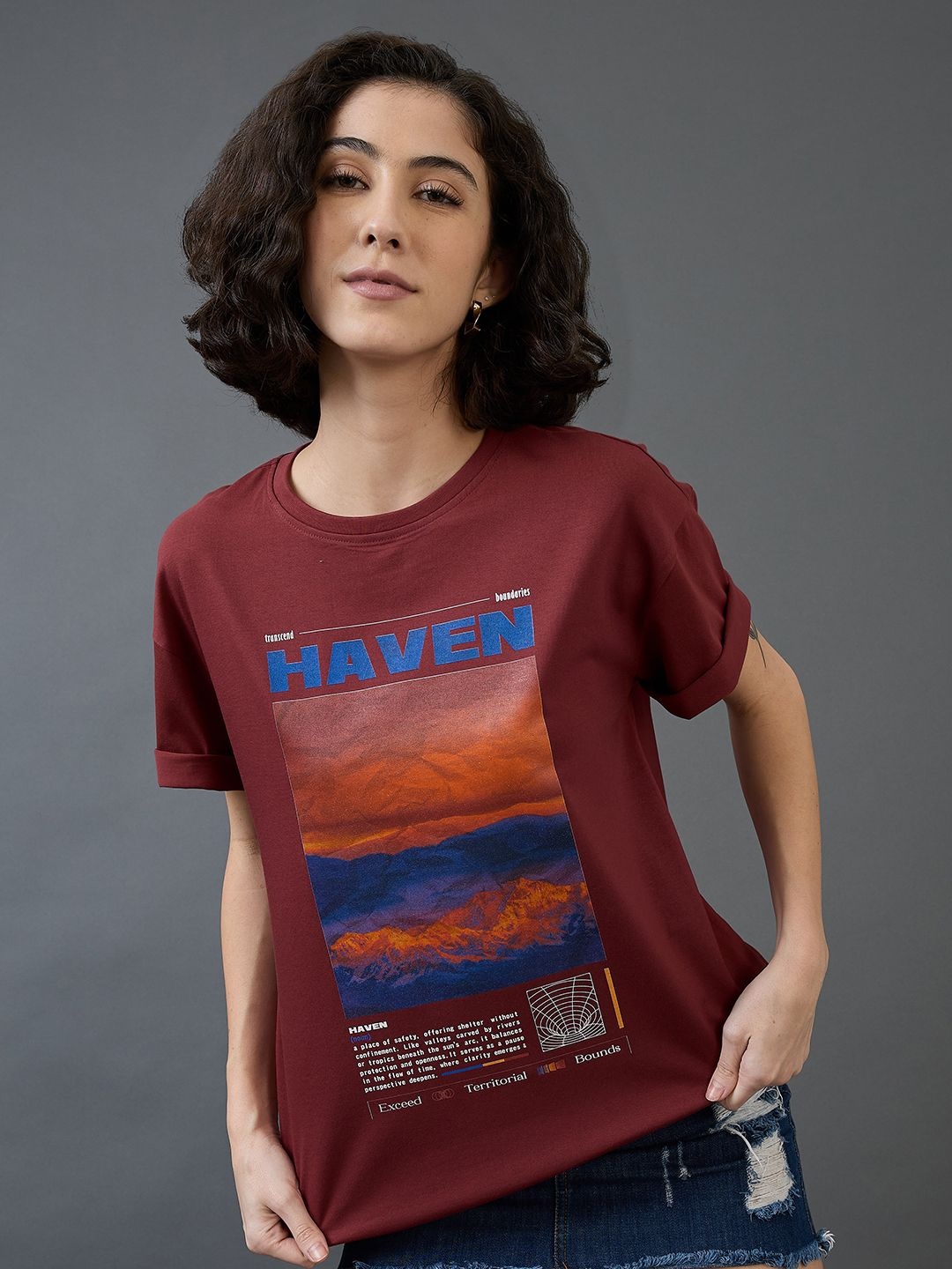 

The Roadster Lifestyle Co Graphic Printed Pure Cotton Oversized Fit Short Sleeve T-Shirt, Maroon
