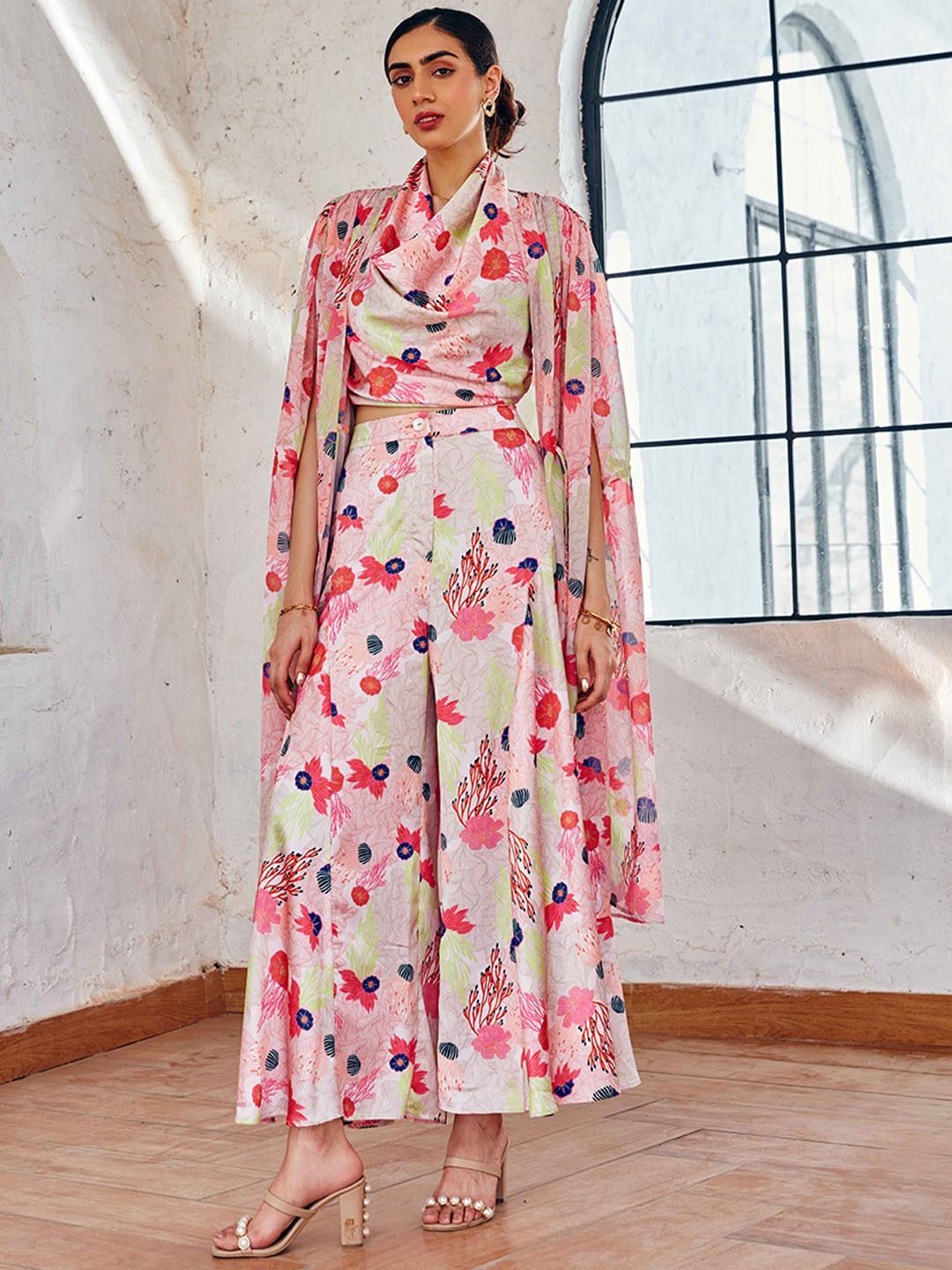 

HOUSE OF FETT Floral Printed Cowl Neck Top With Trouser And Shurg, Beige