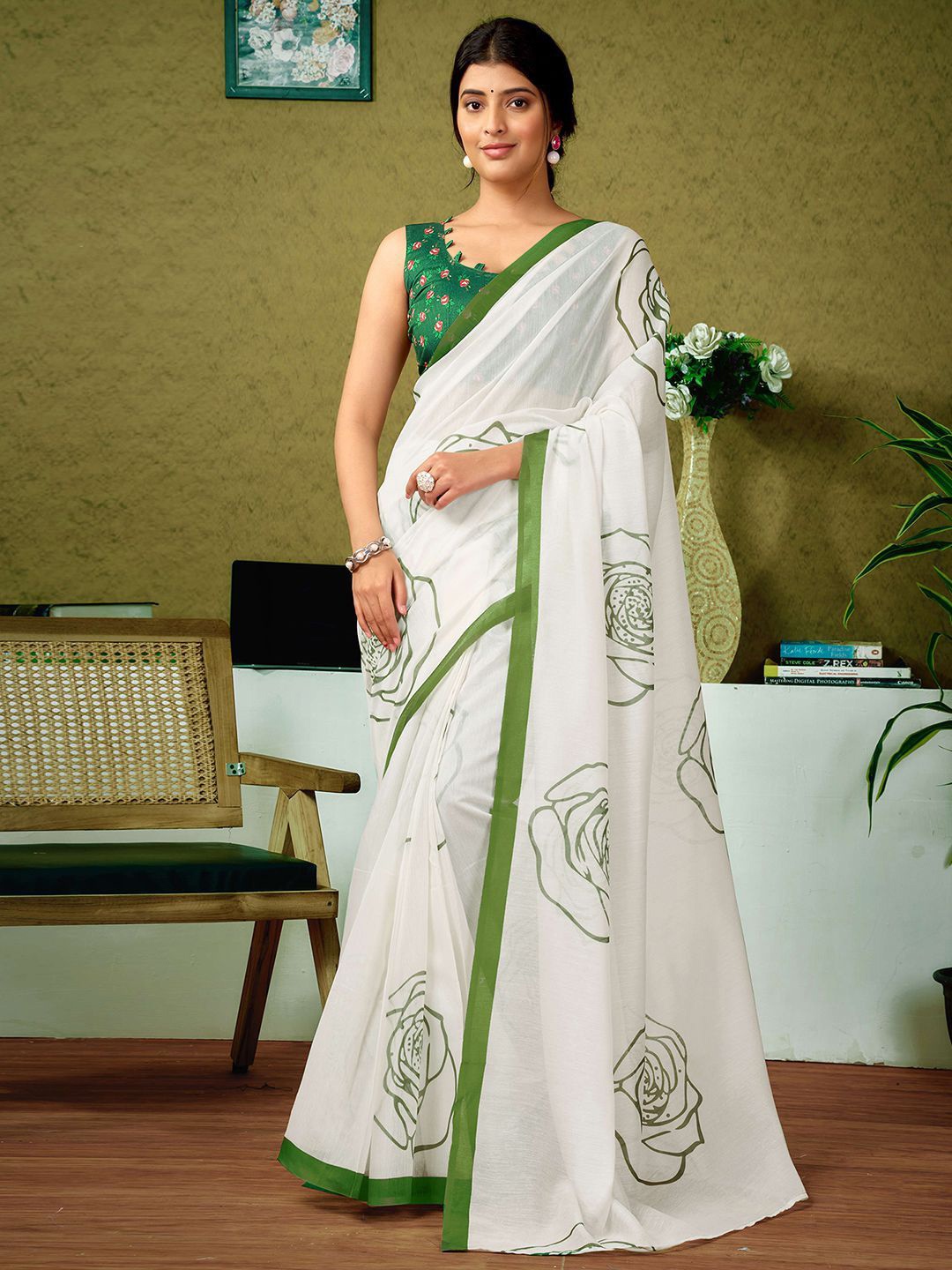 

all about you Floral Ready to Wear Saree, Off white