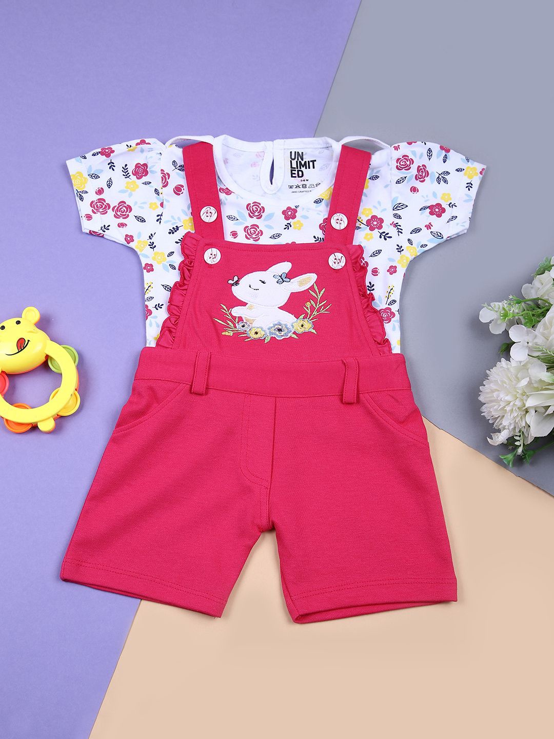 

V-Mart Infant Girls Printed Cotton Dungarees With T-Shirt, Fuchsia