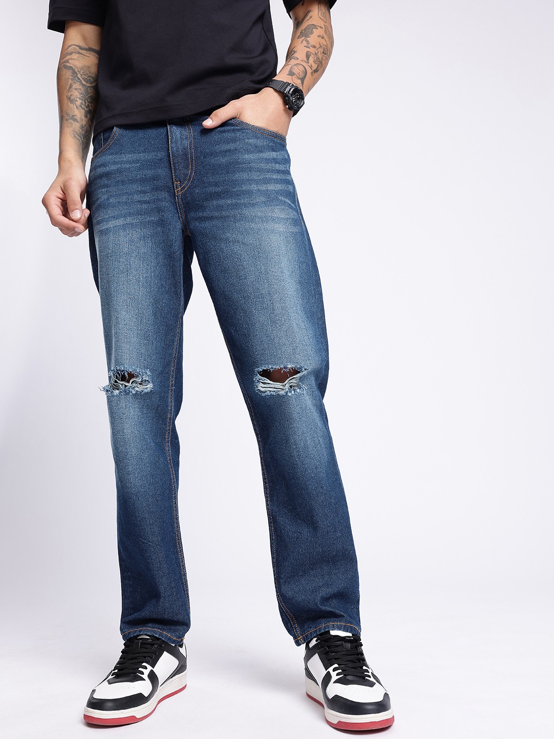 

glitchez Men Grunge Style Relaxed Fit Slash Knee Light Fade Jeans, Blue