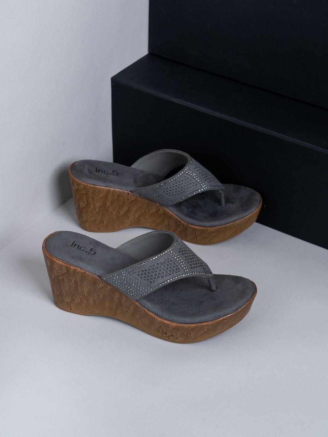 

Inc 5 Embellished Ethnic Wedge Sandals, Grey