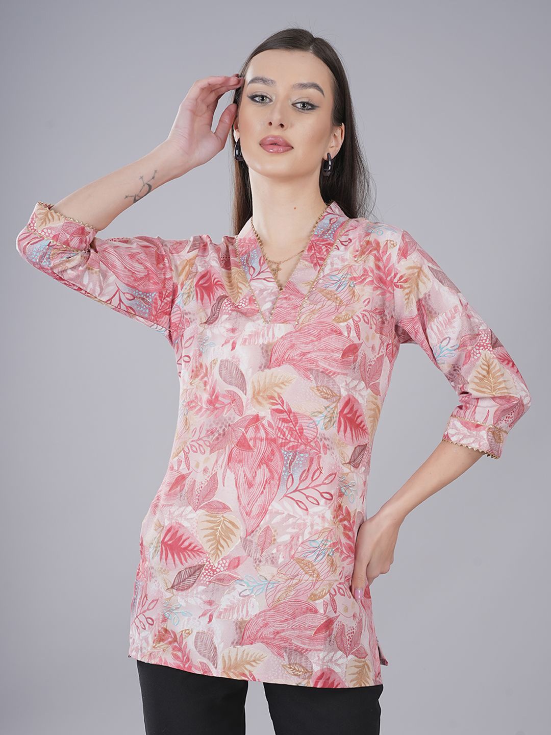 

FIMS Printed V-Neck Tunic, Peach