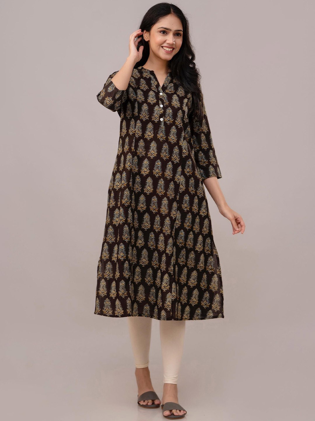 

krambica Floral Printed Pure Cotton Kurti, Black