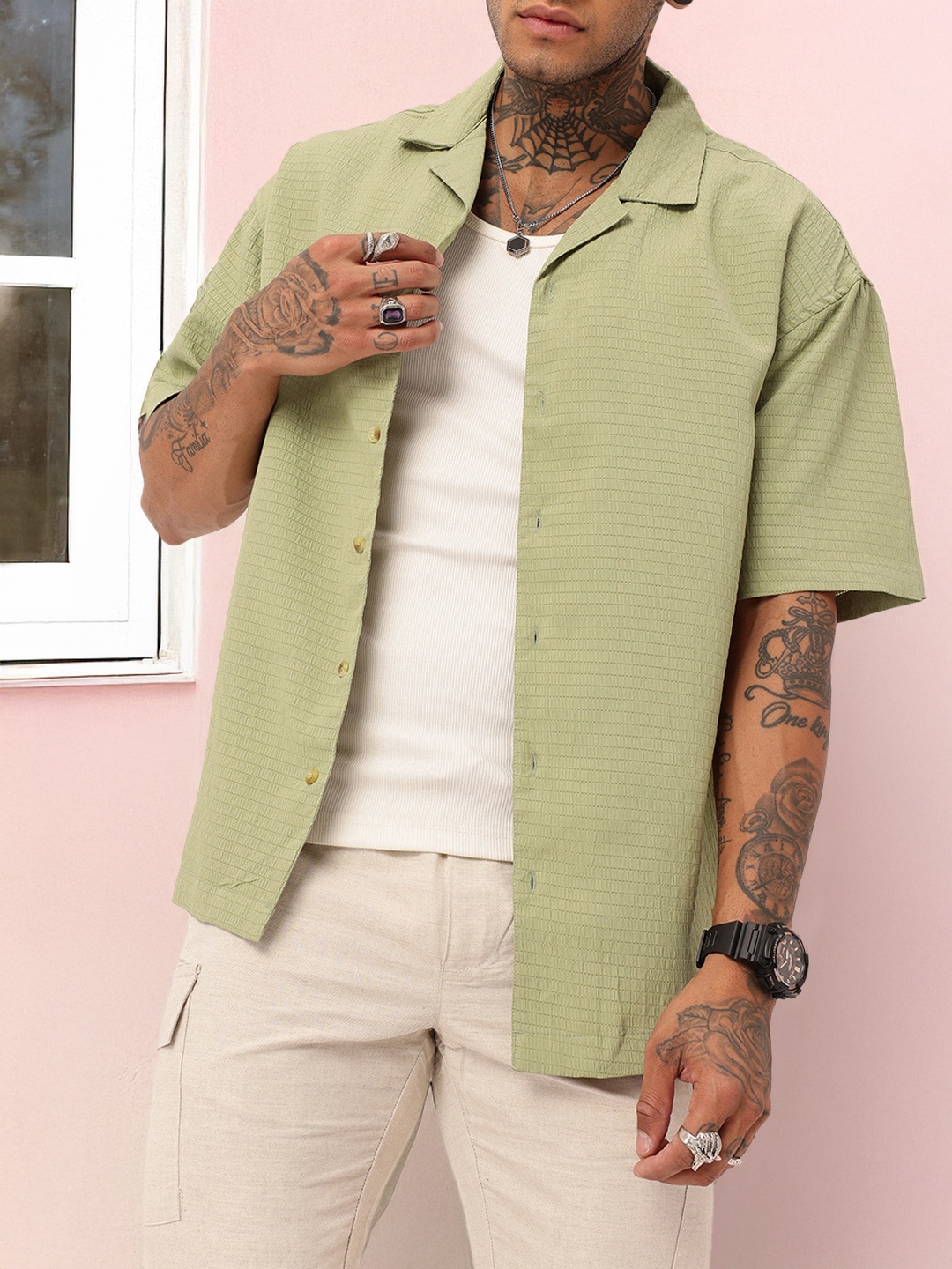 

WROGN Casual Vibe Textured Self Stripes Seersucker Oversized Shirt, Green