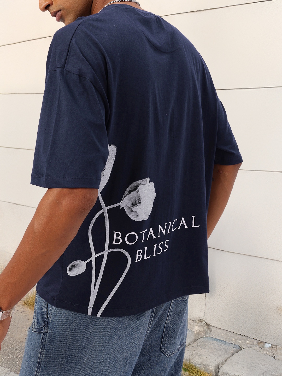 

Kook N Keech Modern Bliss Floral Graphic Printed Relaxed Fit T-shirt, Navy blue