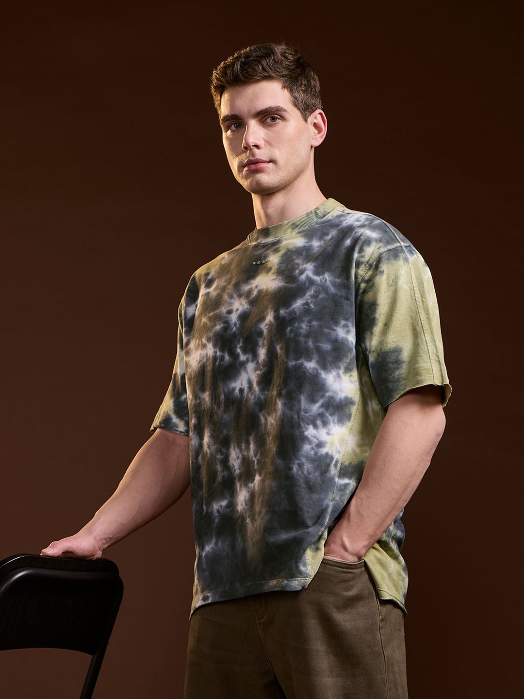 

THE BEAR HOUSE Men Tie and Dye Drop-Shoulder Sleeves T-shirt, Multi