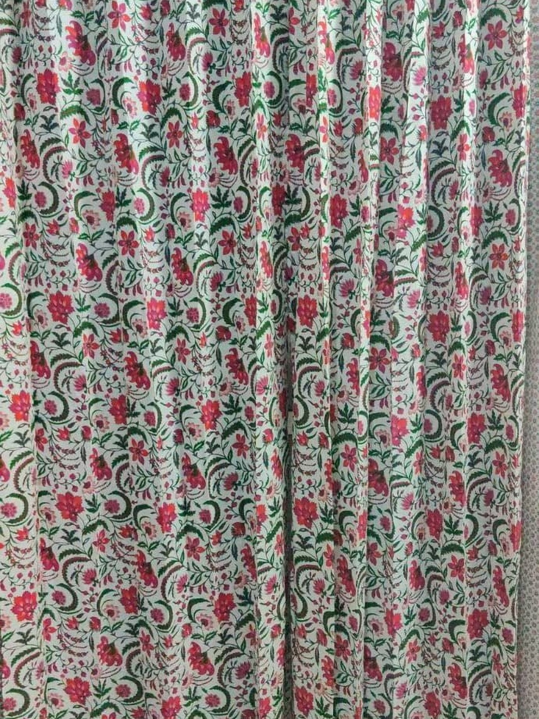 

Trance Home Linen Red & Green 2 Pieces Printed Cotton Regular Window Curtain