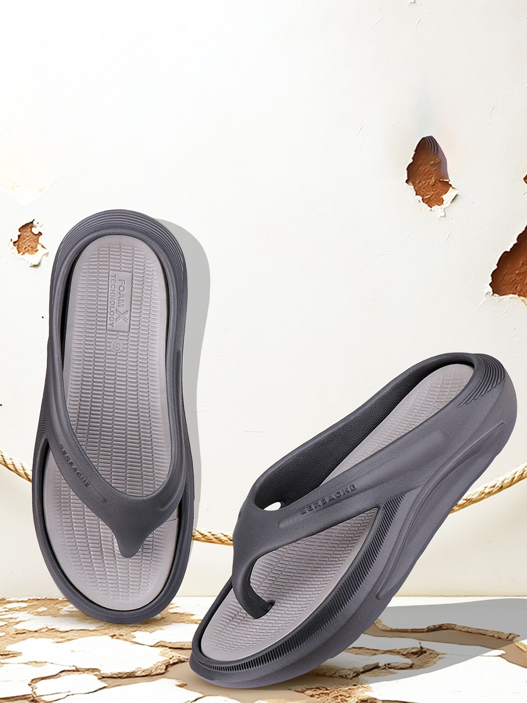 

BERSACHE Men Open Toe Flats, Grey