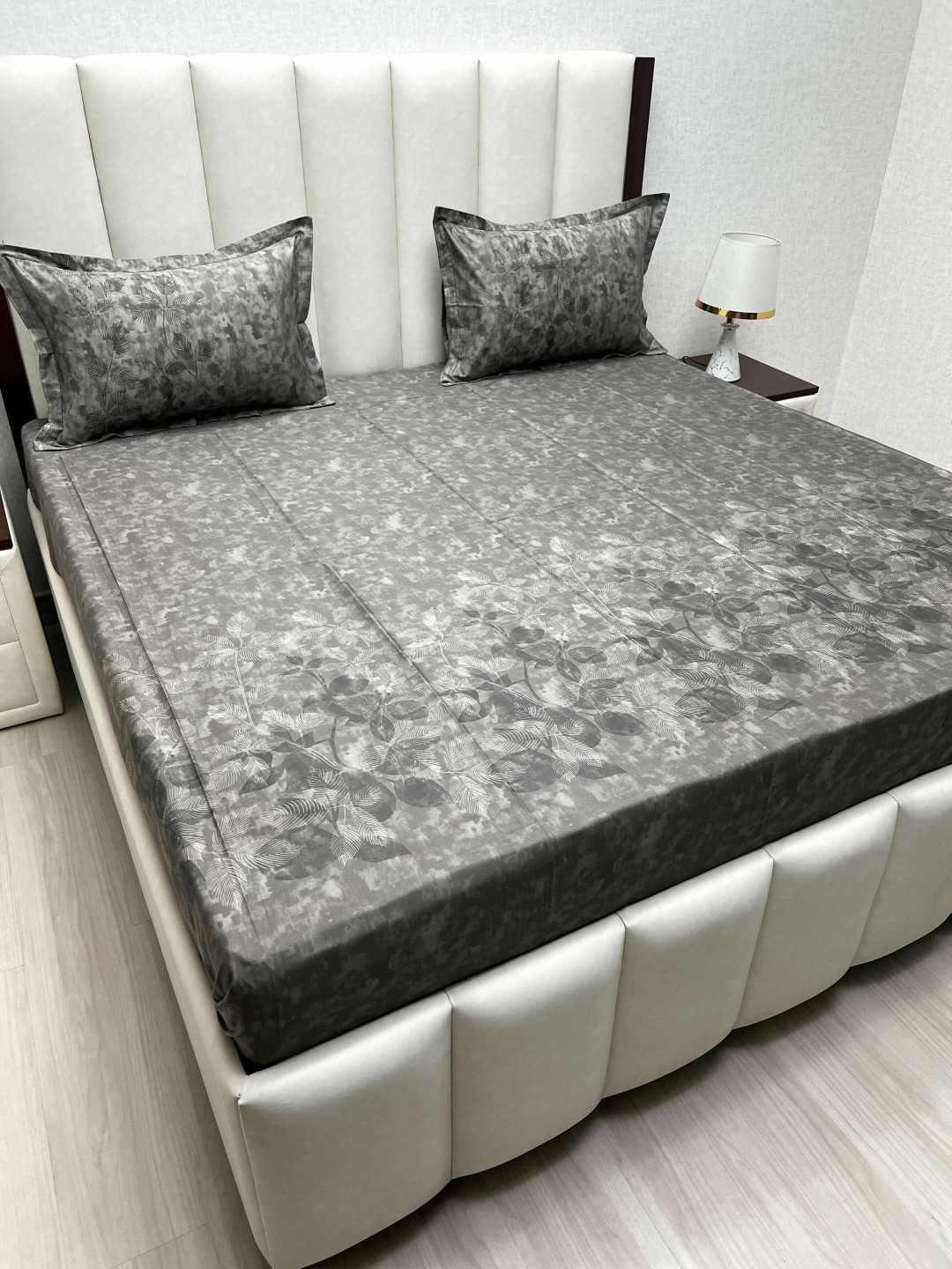 

Pure Decor Royal Majestic Grey Printed Pure Cotton 400 TC King Bedsheet Set 2.74 x 2.74 m
