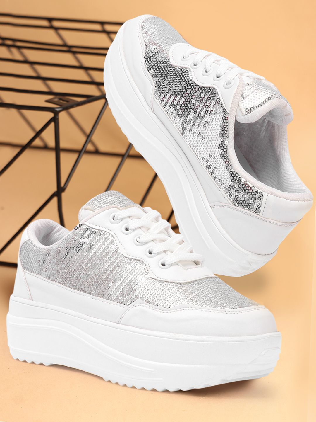 

VENDOZ Women Sneakers, White