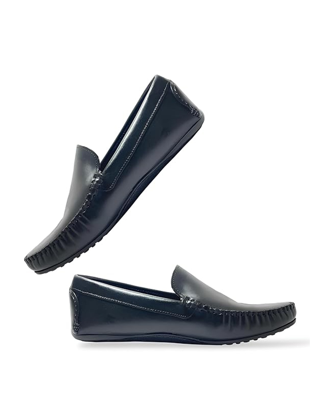

MICHEAL FERAAS Men Textured Leather Loafers, Black