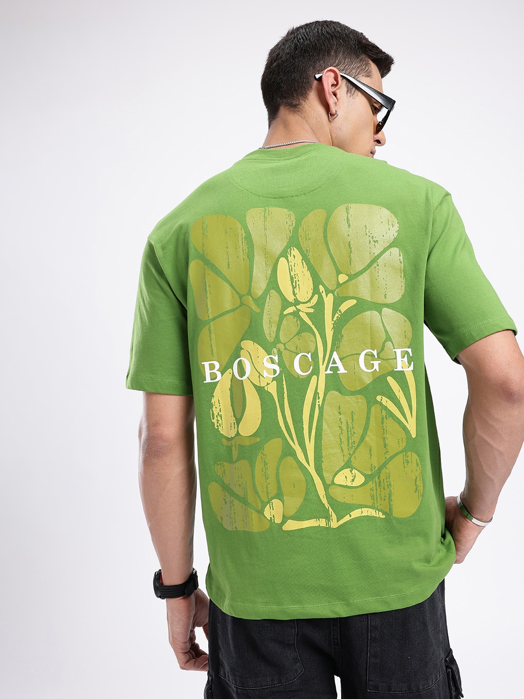 

glitchez Street Cool Graphic Printed Relaxed Fit T-shirt, Green