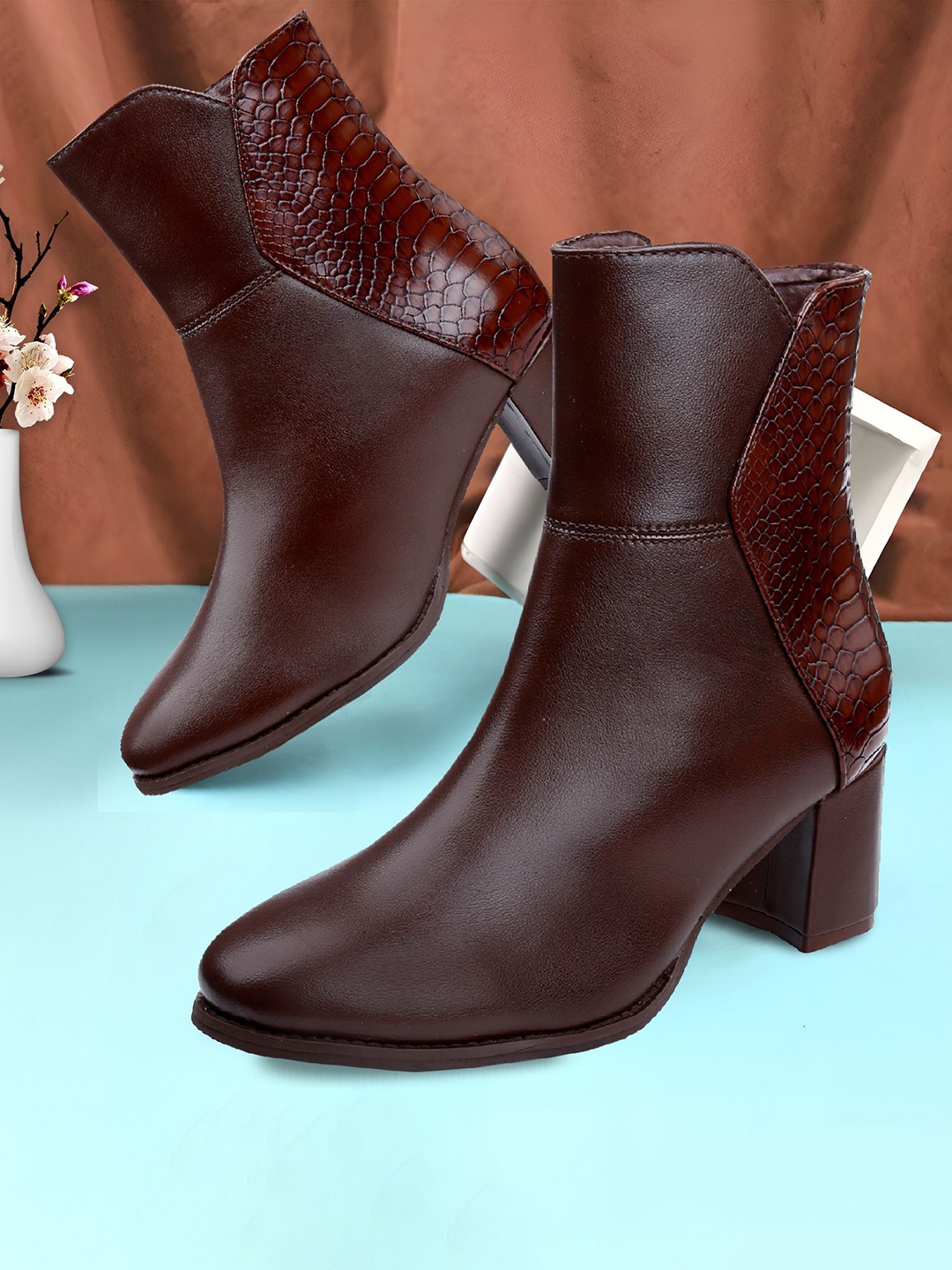 

Bxxy Women Zipper Ankle Boots, Brown